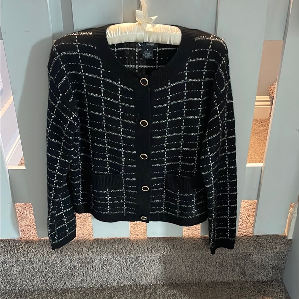 Bloomingdale's Black and White Cashmere Sweater